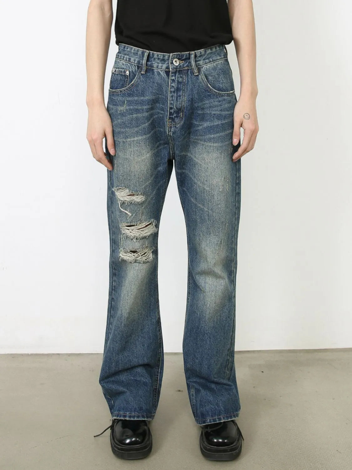 Men's Distressed Jeans with Pockets - Codrington Expressions