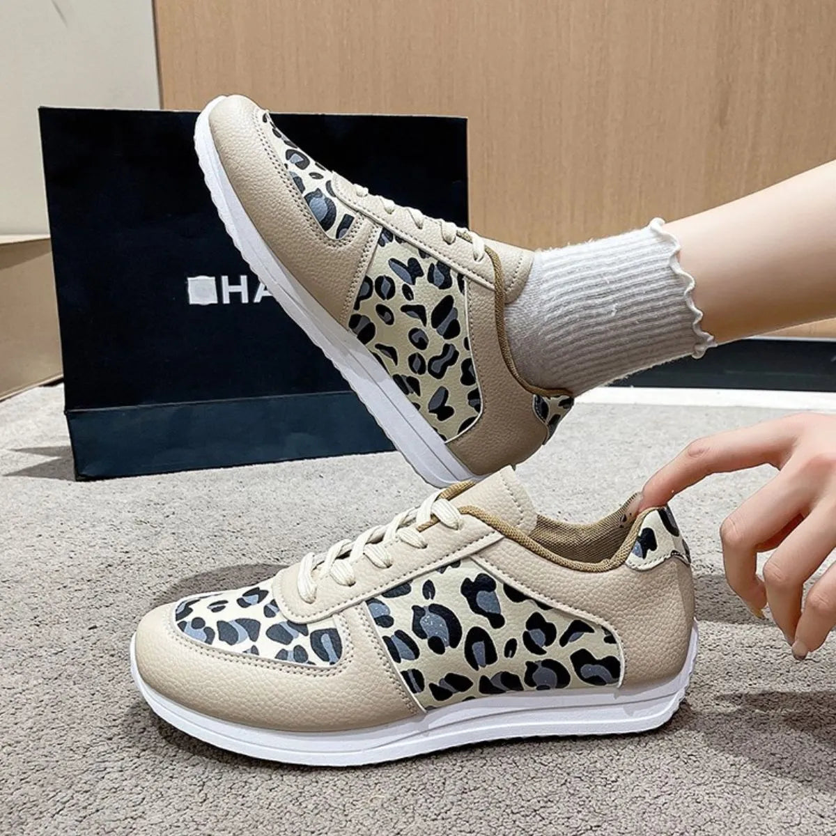 Round Toe Flats Sneakers - Codrington Expressions