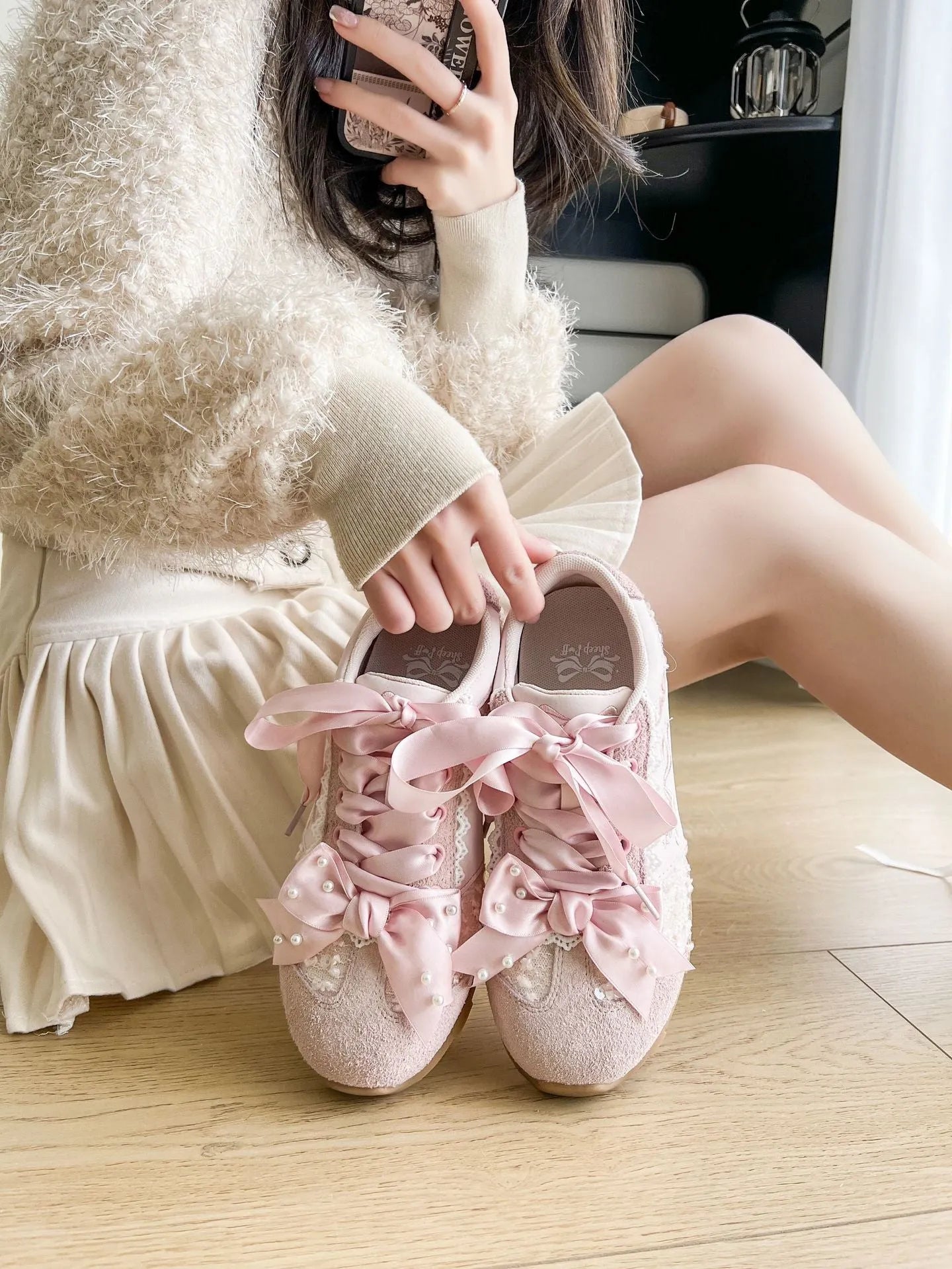 Round Toe Flats Sneakers - Codrington Expressions