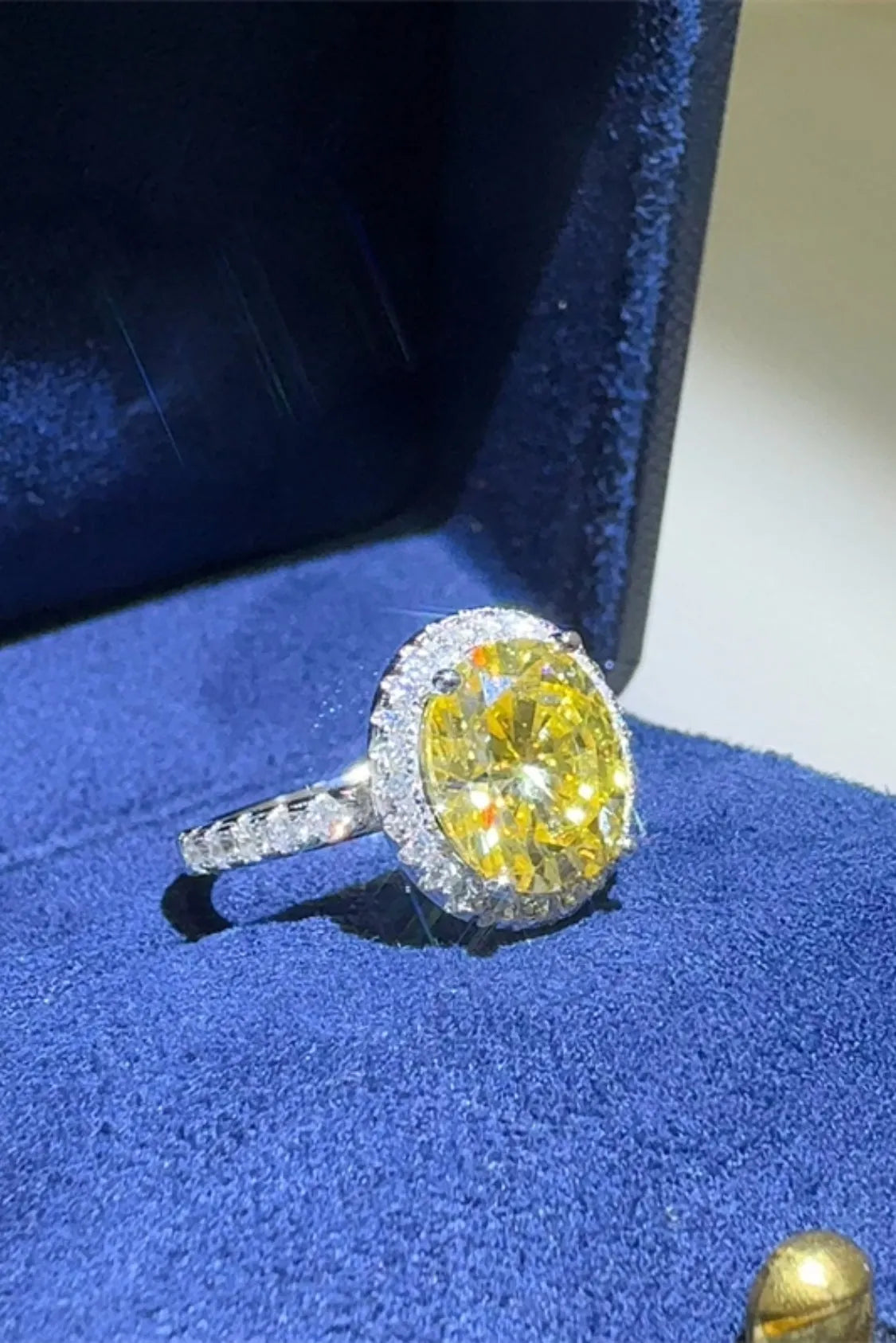 3 Carat Moissanite 925 Sterling Silver Ring - Codrington Expressions 